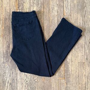 NYDJ Black Straight-Leg Stretch Jeans with Stretch Size 32 Normcore Classic